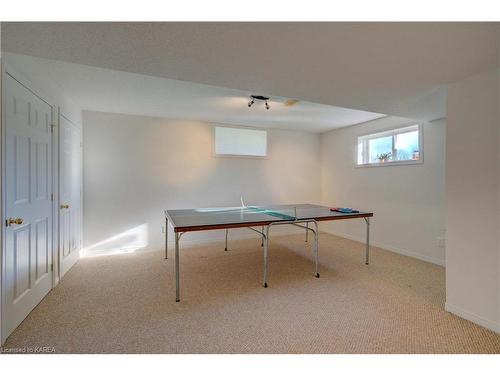 44 Country Club Drive, Bath, ON - Indoor Photo Showing Other Room