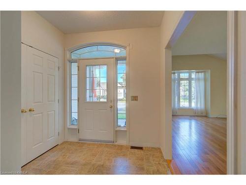 44 Country Club Drive, Bath, ON - Indoor Photo Showing Other Room