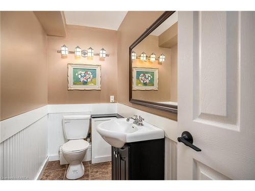 437 Abrams Road, Greater Napanee, ON - Indoor Photo Showing Bathroom