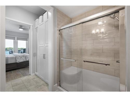 501-130 Water Street, Gananoque, ON - Indoor Photo Showing Bathroom