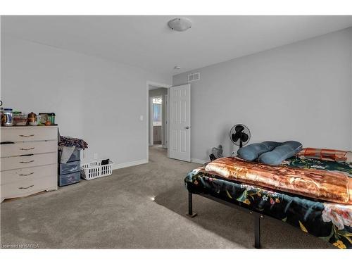 1239 Waterside Way, Kingston, ON - Indoor Photo Showing Bedroom