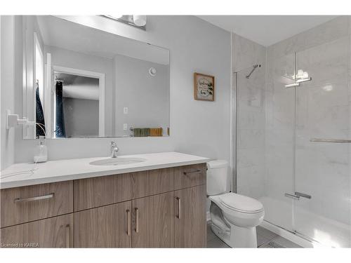 1239 Waterside Way, Kingston, ON - Indoor Photo Showing Bathroom