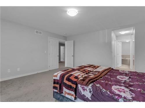 1239 Waterside Way, Kingston, ON - Indoor Photo Showing Bedroom