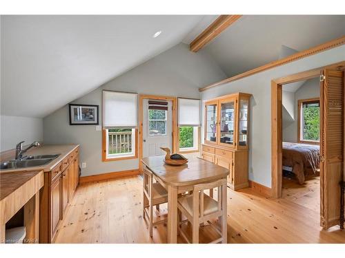 441B Maccomish Lane, Perth Road Village, ON - Indoor Photo Showing Dining Room