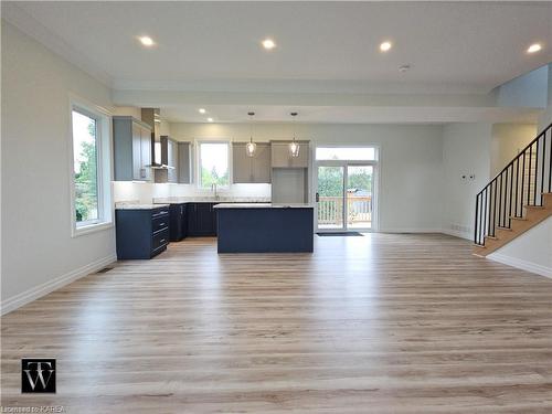 1442 Sproule Street, Kingston, ON - Indoor Photo Showing Kitchen