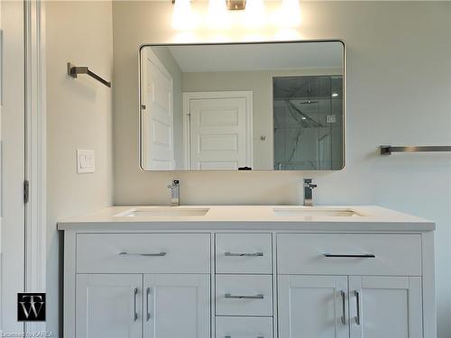 1442 Sproule Street, Kingston, ON - Indoor Photo Showing Bathroom