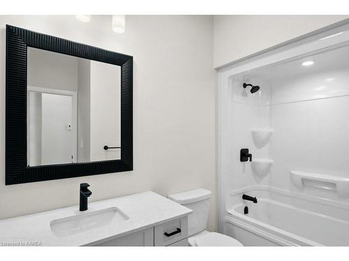 16 Palace Road, Napanee, ON - Indoor Photo Showing Bathroom