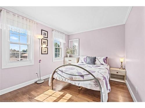 964 Prestwick Crescent, Kingston, ON - Indoor Photo Showing Bedroom