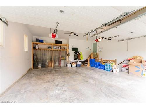 1091 Cliffside Drive, Kingston, ON - Indoor Photo Showing Garage