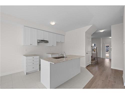 107 Gildersleeve Boulevard, Bath, ON - Indoor Photo Showing Kitchen With Double Sink