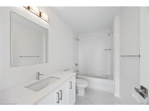 1393 Monarch Drive, Kingston, ON - Indoor Photo Showing Bathroom