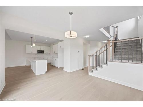 1393 Monarch Drive, Kingston, ON - Indoor Photo Showing Kitchen