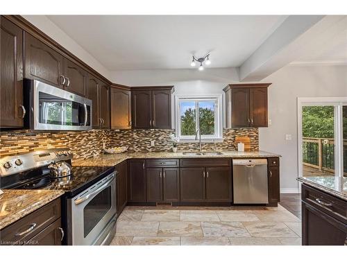 1311 Ritchie Road, Perth Road Village, ON - Indoor Photo Showing Kitchen With Double Sink With Upgraded Kitchen