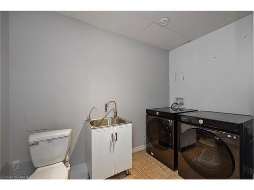 1311 Ritchie Road, Perth Road Village, ON - Indoor Photo Showing Laundry Room