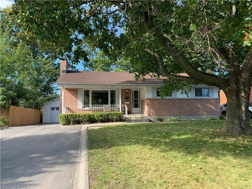 329 Glen Castle Road, Kingston, ON - Outdoor