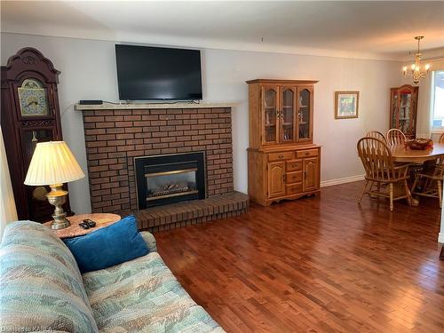 329 Glen Castle Road, Kingston, ON - Indoor Photo Showing Living Room With Fireplace