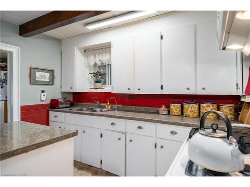 4 Peel Street, Tamworth, ON - Indoor Photo Showing Kitchen With Double Sink