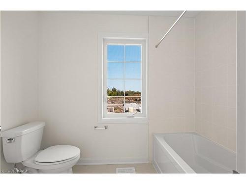 117 Windermere Boulevard, Bath, ON - Indoor Photo Showing Bathroom