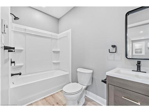 299 Arthur Street, Gananoque, ON - Indoor Photo Showing Bathroom