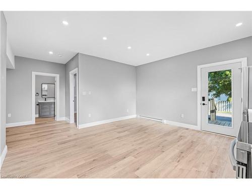 299 Arthur Street, Gananoque, ON - Indoor Photo Showing Other Room