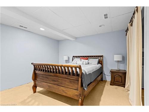 671 Macdonald Drive, Gananoque, ON - Indoor Photo Showing Bedroom