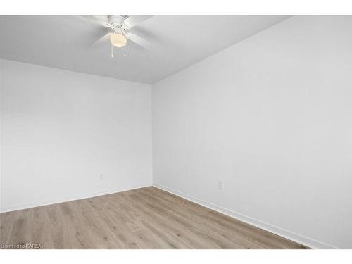 36 Meadow Lane, Napanee, ON - Indoor Photo Showing Other Room