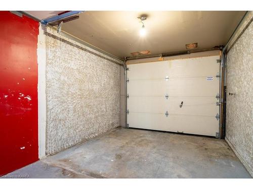 36 Meadow Lane, Napanee, ON - Indoor Photo Showing Garage