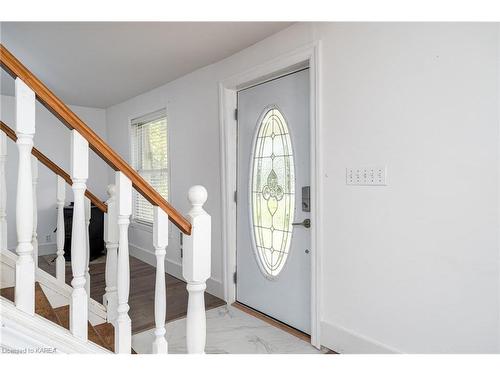 1112 County Rd 7, Napanee, ON - Indoor Photo Showing Other Room