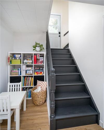 169 Belmont Avenue, Kingston, ON - Indoor Photo Showing Other Room