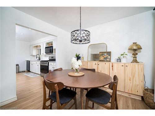 169 Belmont Avenue, Kingston, ON - Indoor Photo Showing Dining Room