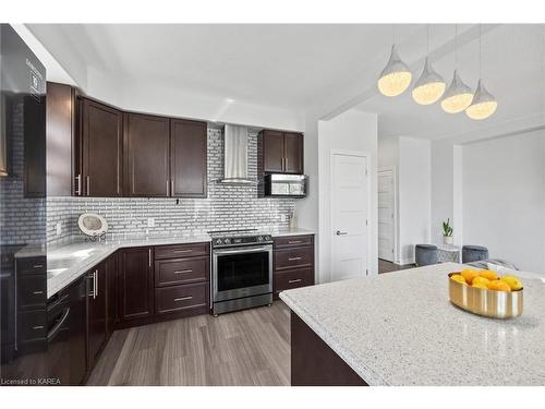 1422 Remington Avenue, Kingston, ON - Indoor Photo Showing Kitchen With Upgraded Kitchen