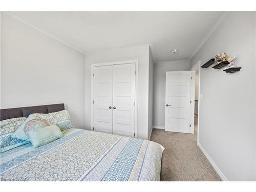 1422 Remington Avenue, Kingston, ON - Indoor Photo Showing Bedroom