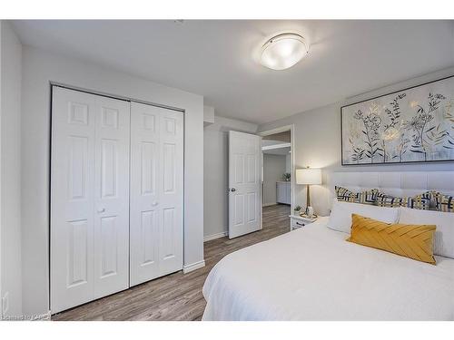 1422 Remington Avenue, Kingston, ON - Indoor Photo Showing Bedroom