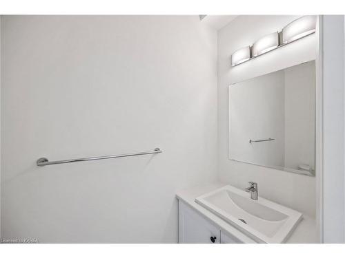 1850 Cinderhill Street, Kingston, ON - Indoor Photo Showing Bathroom