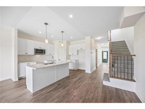 1850 Cinderhill Street, Kingston, ON - Indoor Photo Showing Kitchen With Upgraded Kitchen