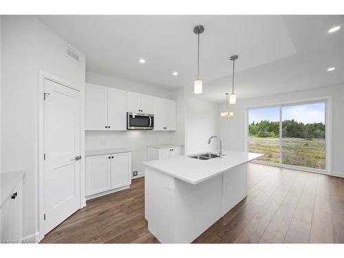 1844 Cinderhill Street, Kingston, ON - Indoor Photo Showing Kitchen With Double Sink With Upgraded Kitchen