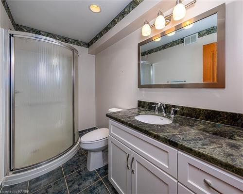 1 Clow Court, Mallorytown, ON - Indoor Photo Showing Bathroom