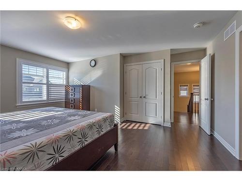 1382 Monarch Drive, Kingston, ON - Indoor Photo Showing Bedroom