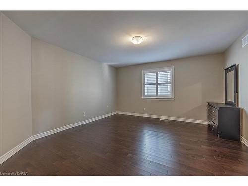 1382 Monarch Drive, Kingston, ON - Indoor Photo Showing Other Room