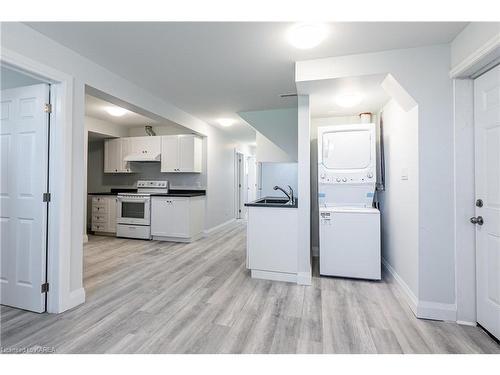 83 Calderwood Drive, Kingston, ON - Indoor Photo Showing Laundry Room