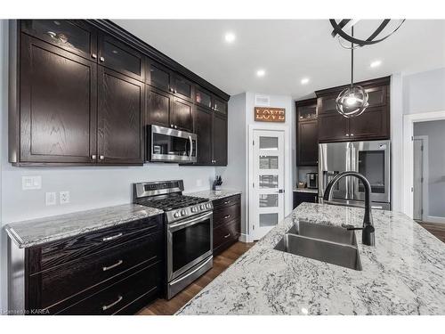 3541 Greenfield Road, Inverary, ON - Indoor Photo Showing Kitchen With Double Sink With Upgraded Kitchen