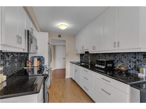 1203-185 Ontario Street, Kingston, ON - Indoor Photo Showing Kitchen