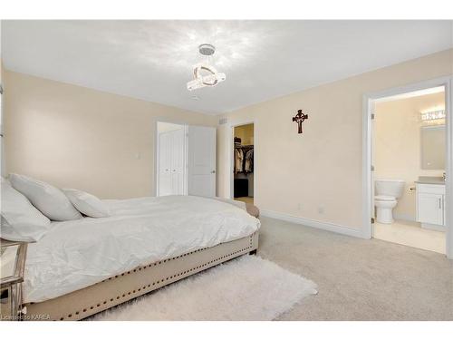 2809 Delmar Street, Kingston, ON - Indoor Photo Showing Bedroom