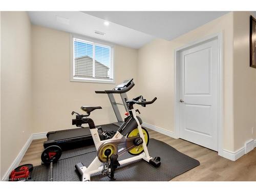 2809 Delmar Street, Kingston, ON - Indoor Photo Showing Gym Room