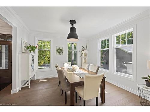 60 Landsakes Road, Lansdowne, ON - Indoor Photo Showing Dining Room