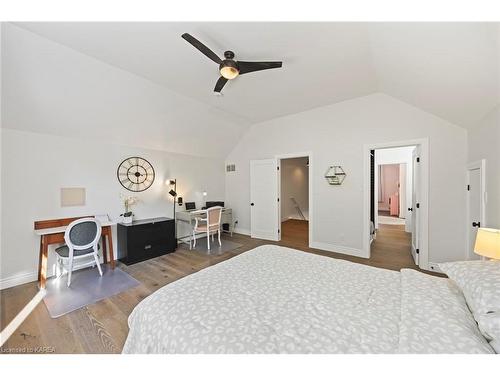 60 Landsakes Road, Lansdowne, ON - Indoor Photo Showing Bedroom