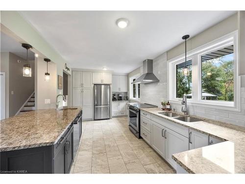 441 Heathcliffe Lane, Kingston, ON - Indoor Photo Showing Kitchen With Double Sink With Upgraded Kitchen