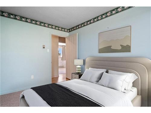 678 County Road 8, Greater Napanee, ON - Indoor Photo Showing Bedroom