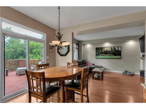 500 Weston Crescent, Kingston, ON - Indoor Photo Showing Dining Room