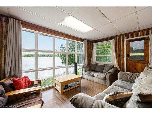 1020 Coutlee Point Lane, Sharbot Lake, ON - Indoor Photo Showing Living Room